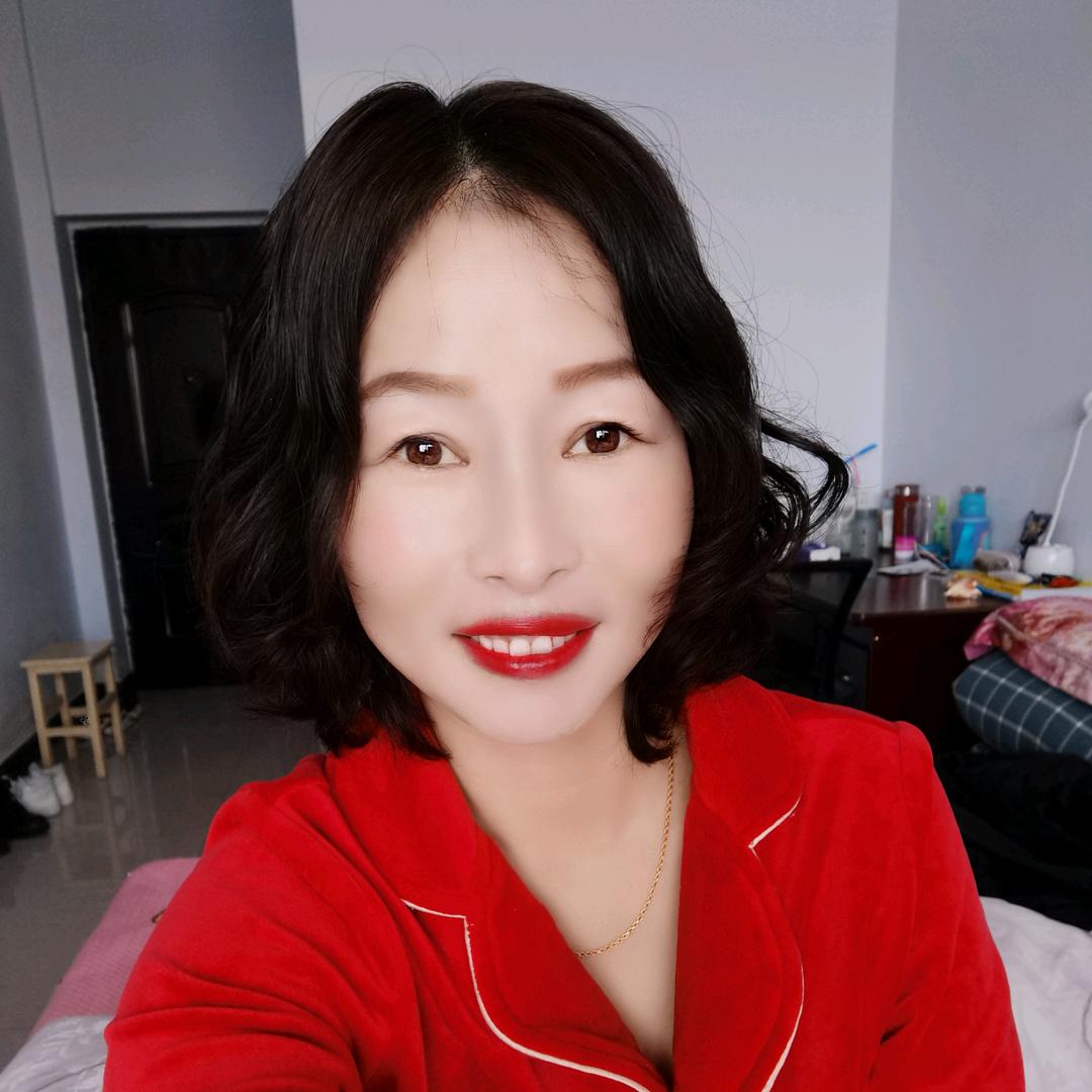 月亮🌙的笑容