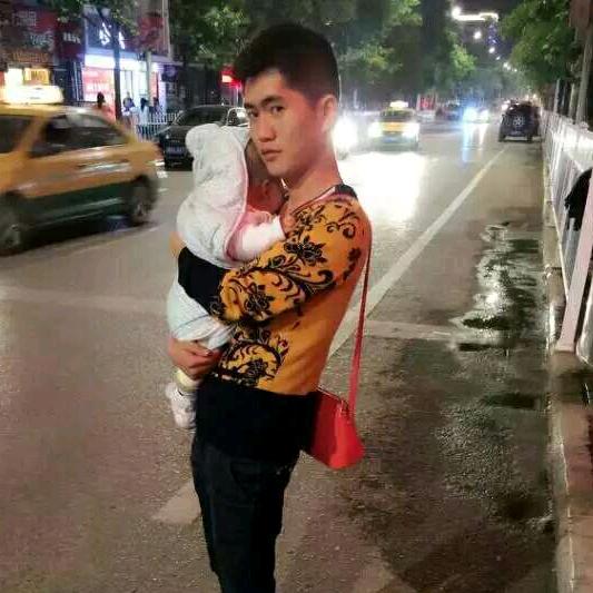 隔壁小小王