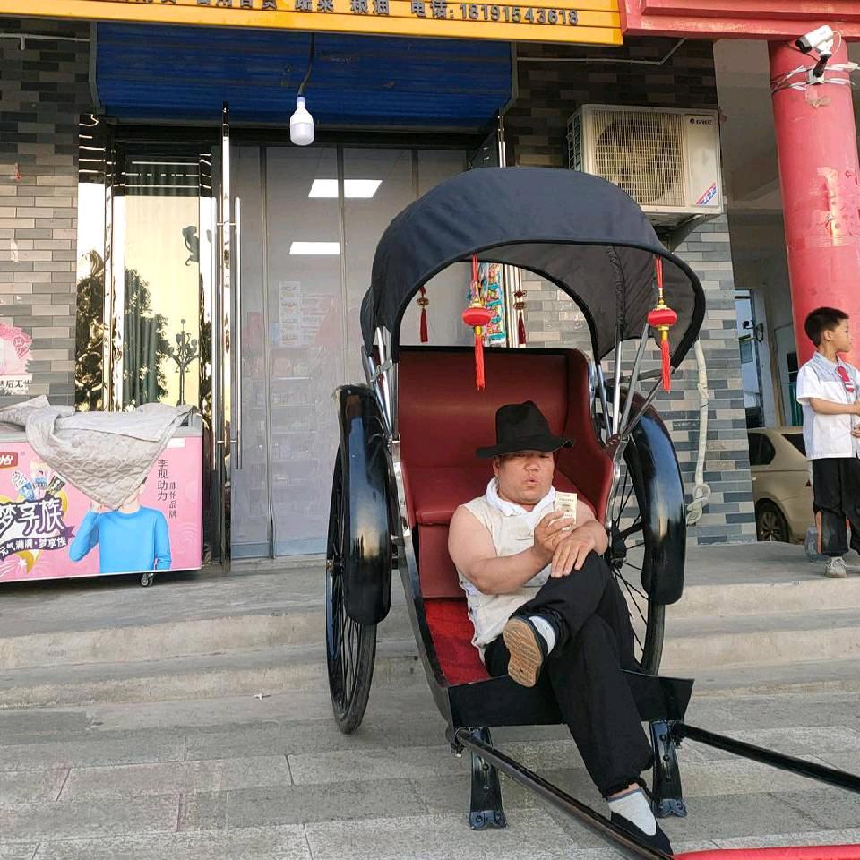 阿龙庆典文化传媒！