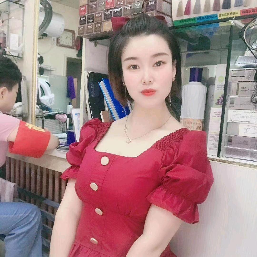 伸个懒腰