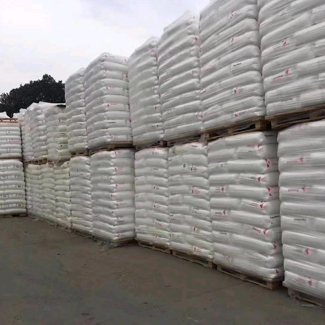 泽泽 （00后努力卖塑料颗粒）