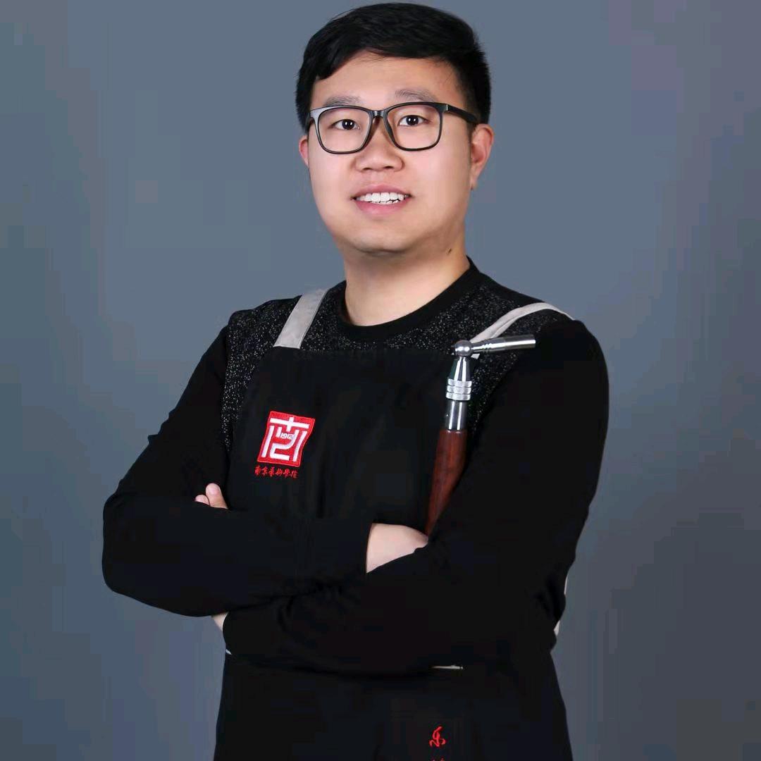 太原钢琴高Sir严选（全新 准新二手♻)