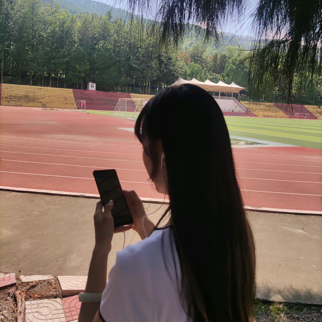 小玉同学（西昌小玉）