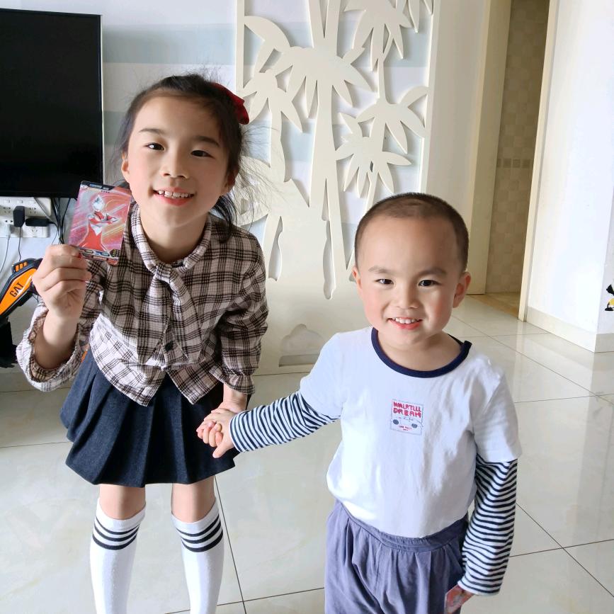 帅气假小子战神龙昌头像
