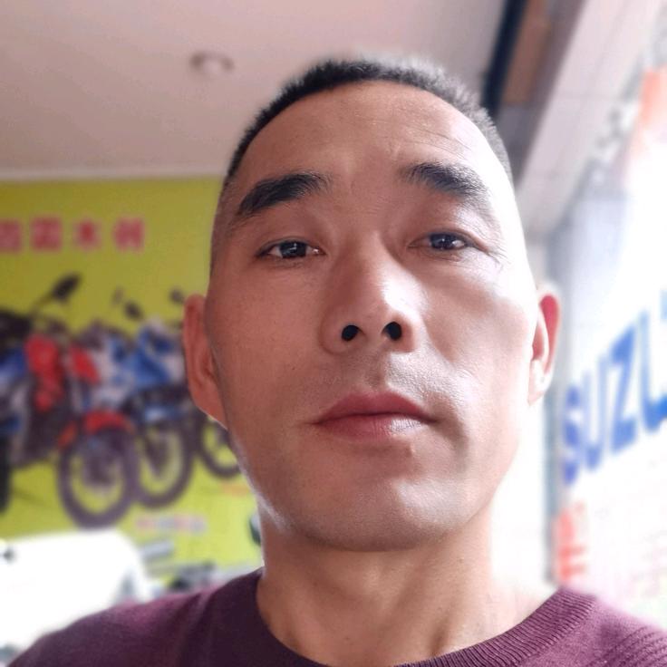 兴义隆鑫三轮老吕