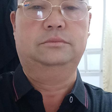 六哥