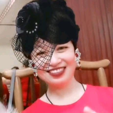 王美荣