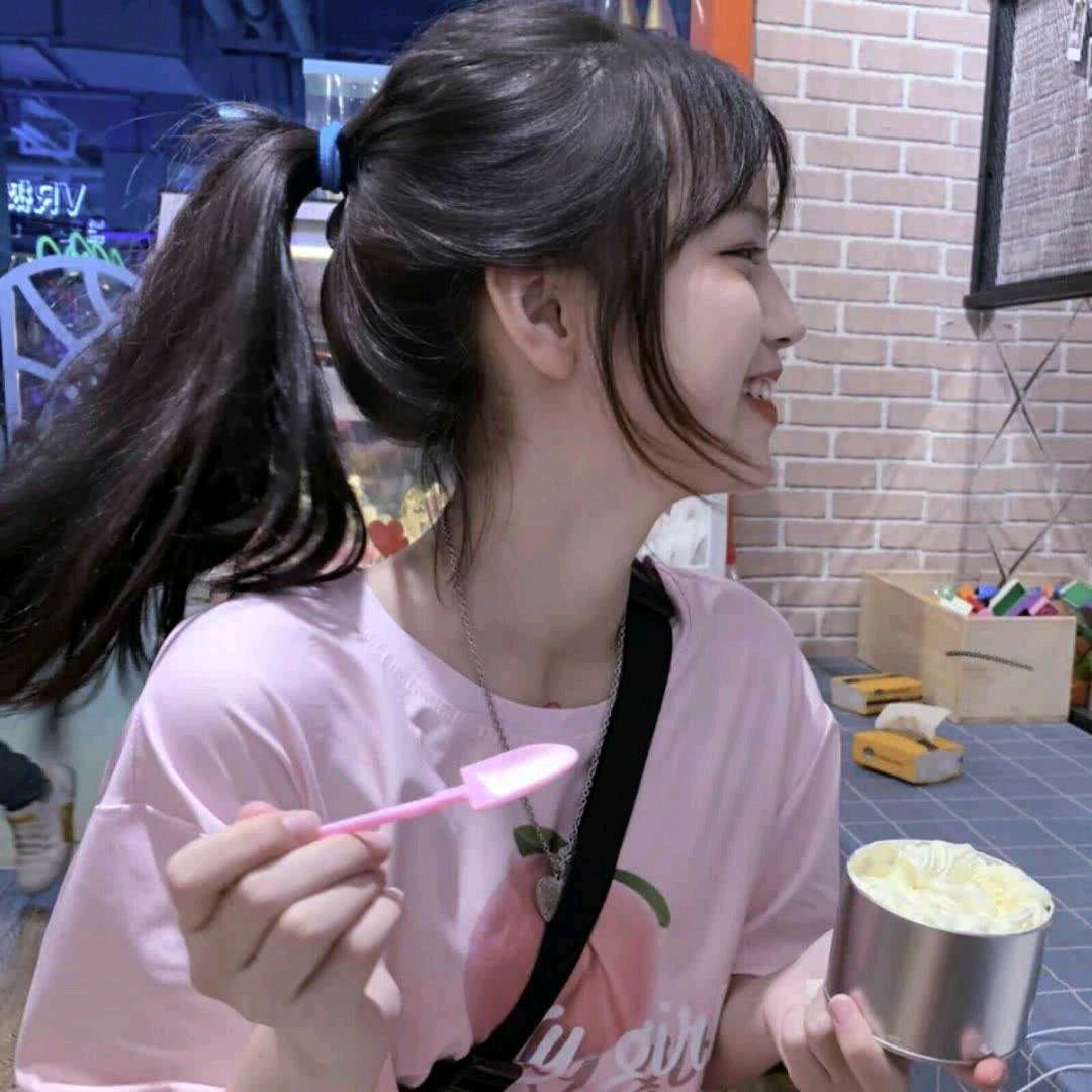 爆炸小英518