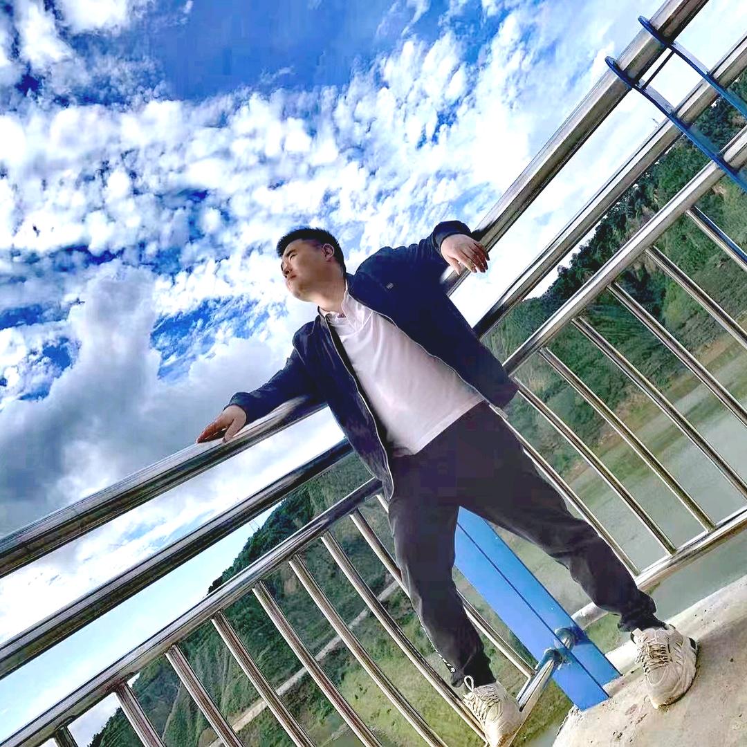 云峰之巅