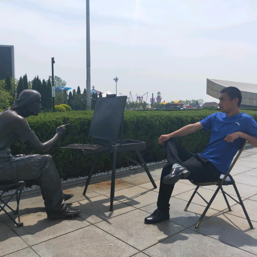 骑着毛驴去赶集