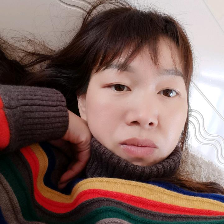 刘红梅《飞跃服饰》