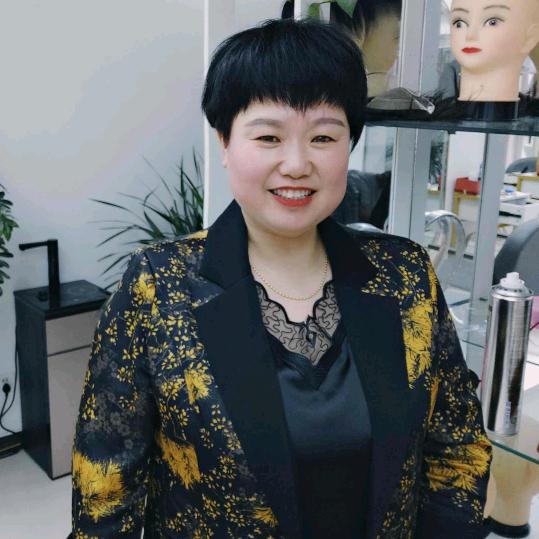 篮姐假发店