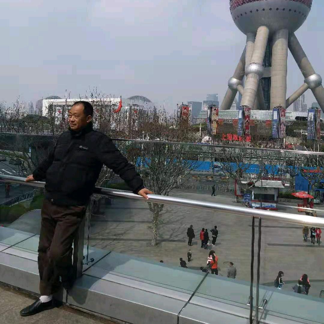 熟悉的陌生人。