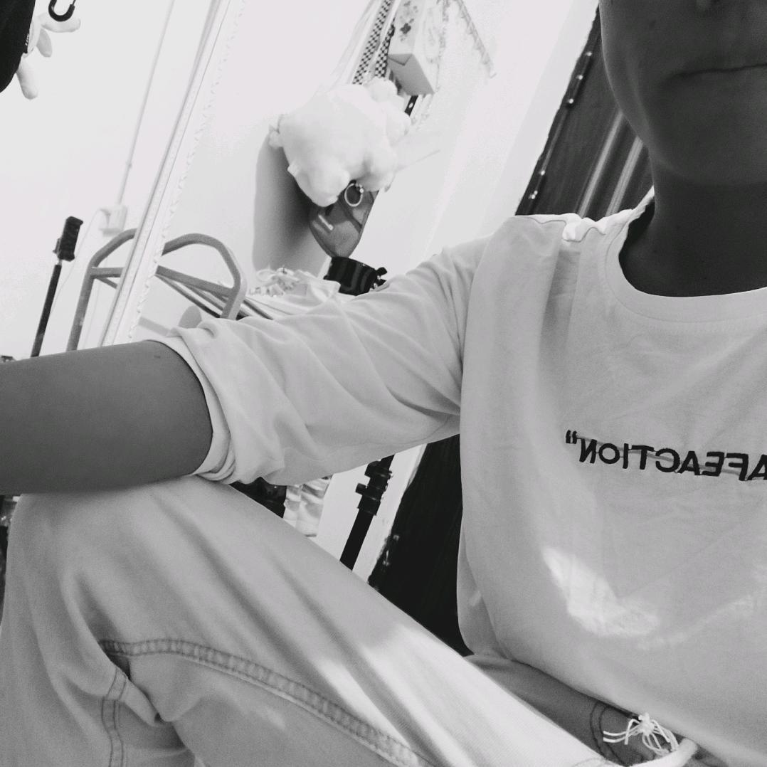 词陌（不醒人士）