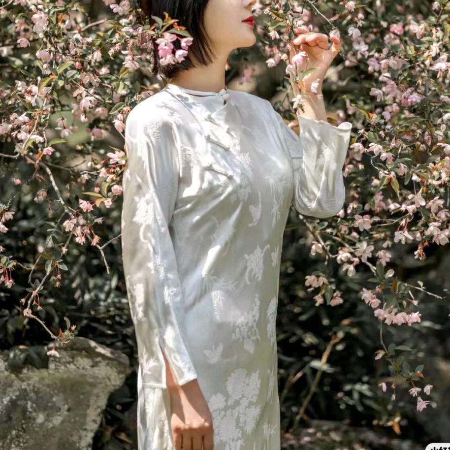 贵夫人服饰妈妈装