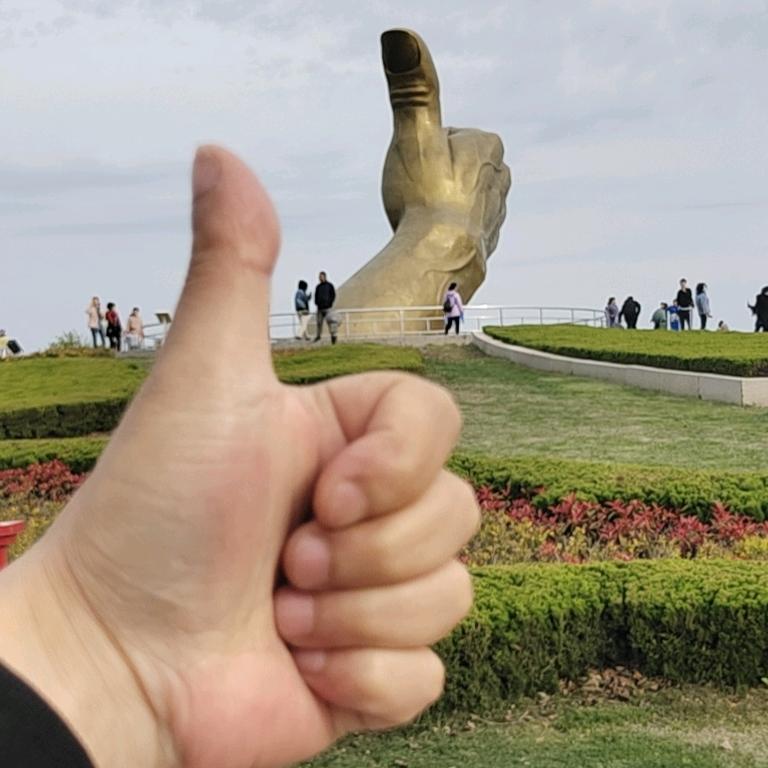 灰色月光