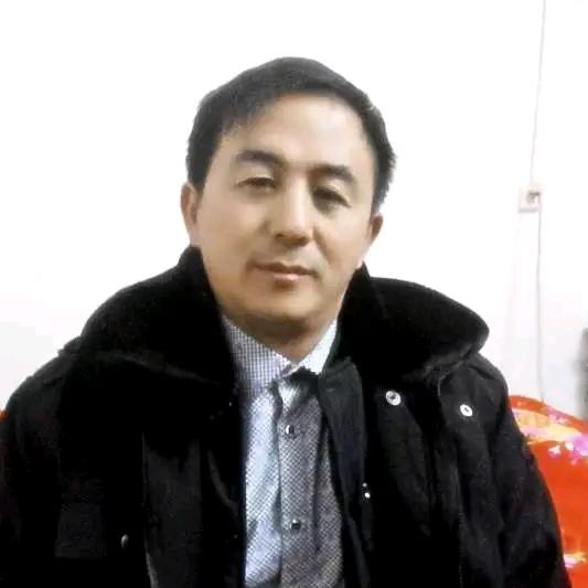 罗赢章