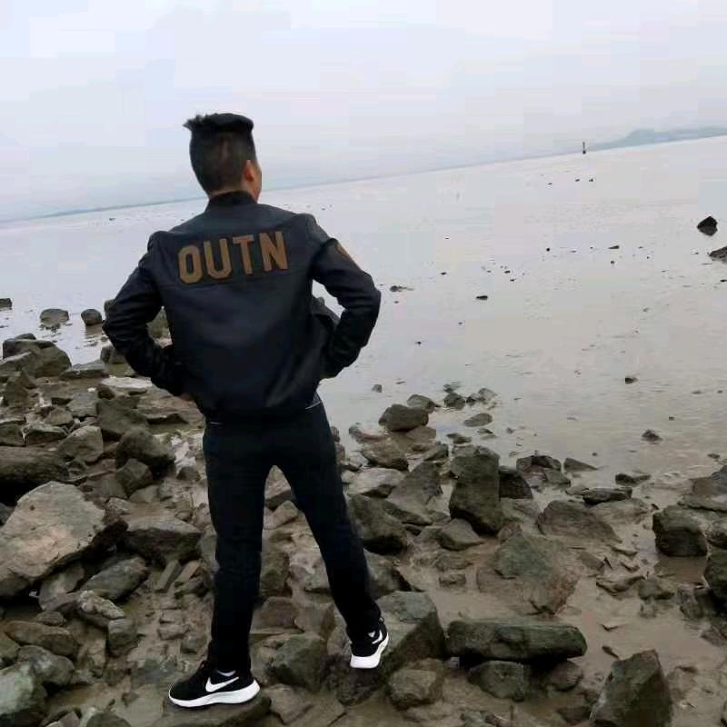 劉小东