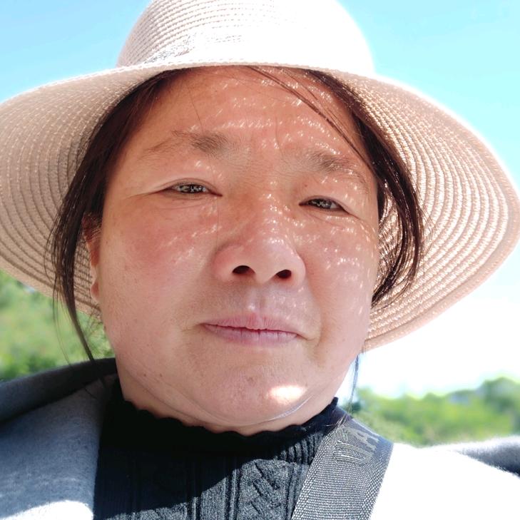 董洪英头像
