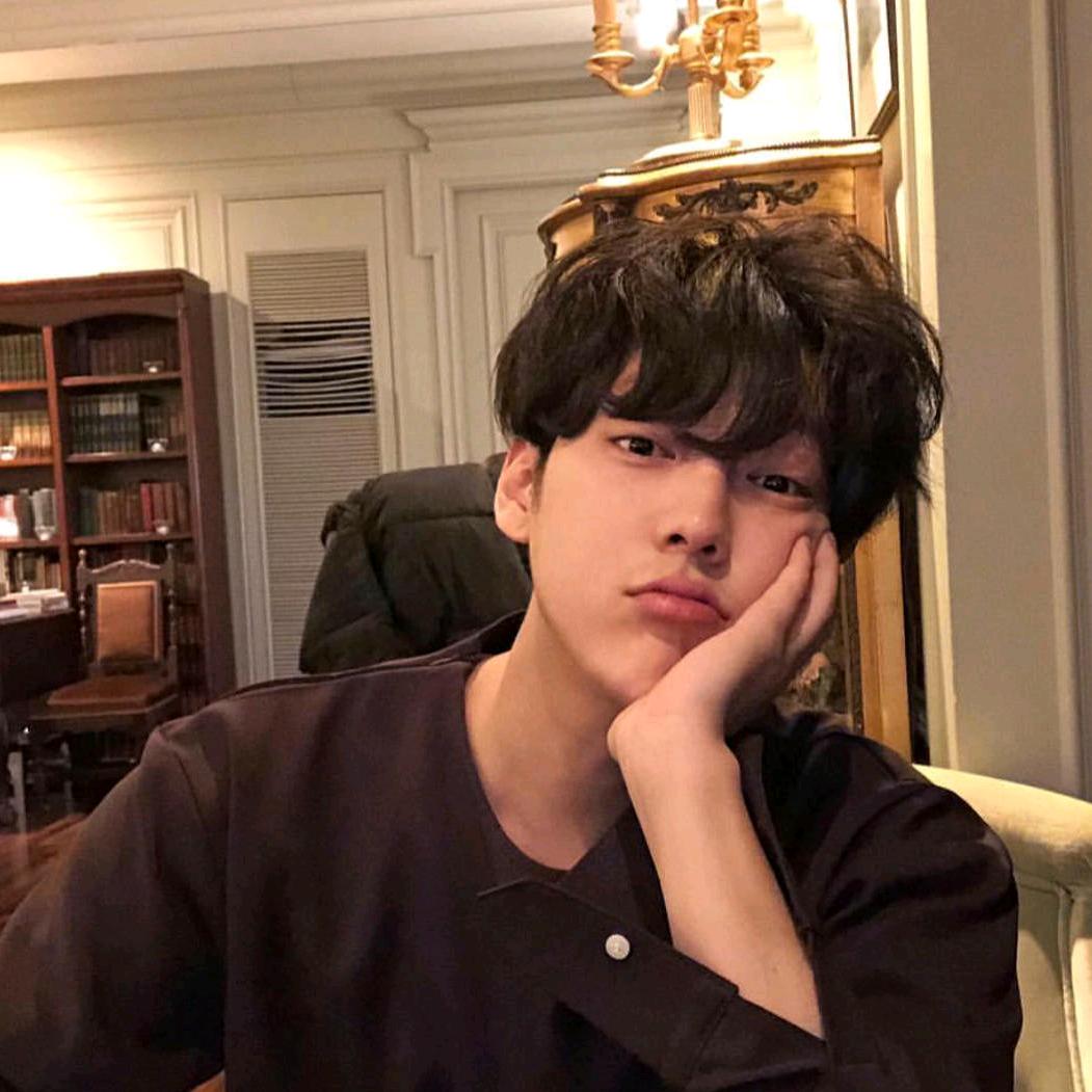 堪桑尼亚马喽飞身裸绞花果山齐天大圣