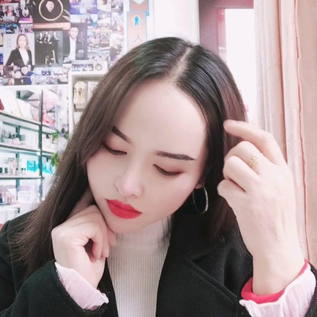 翁义新农贸市场阿英服装店