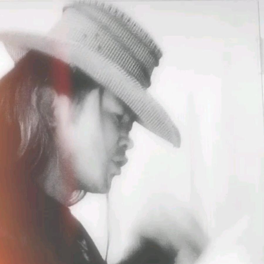 阿周哥《辉煌装饰》