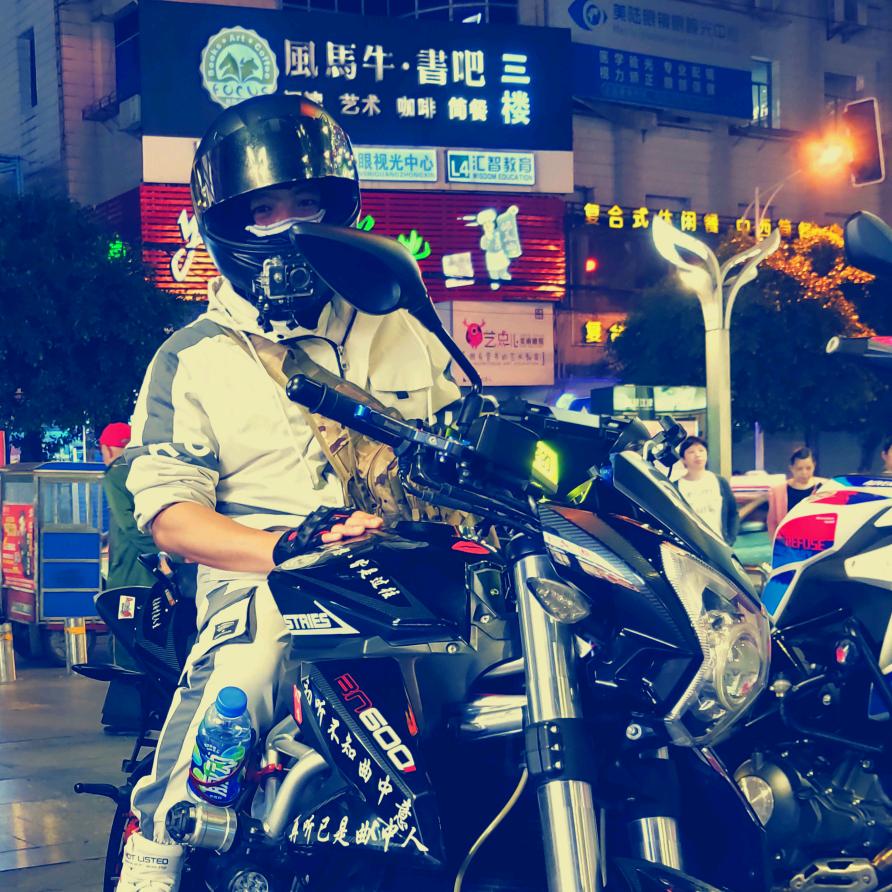 丿YangYang