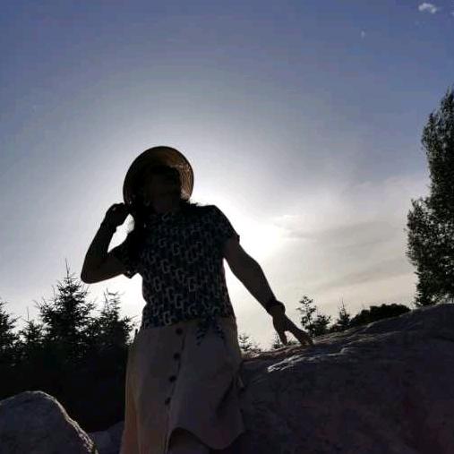 用户7644003339661柚子味的诗