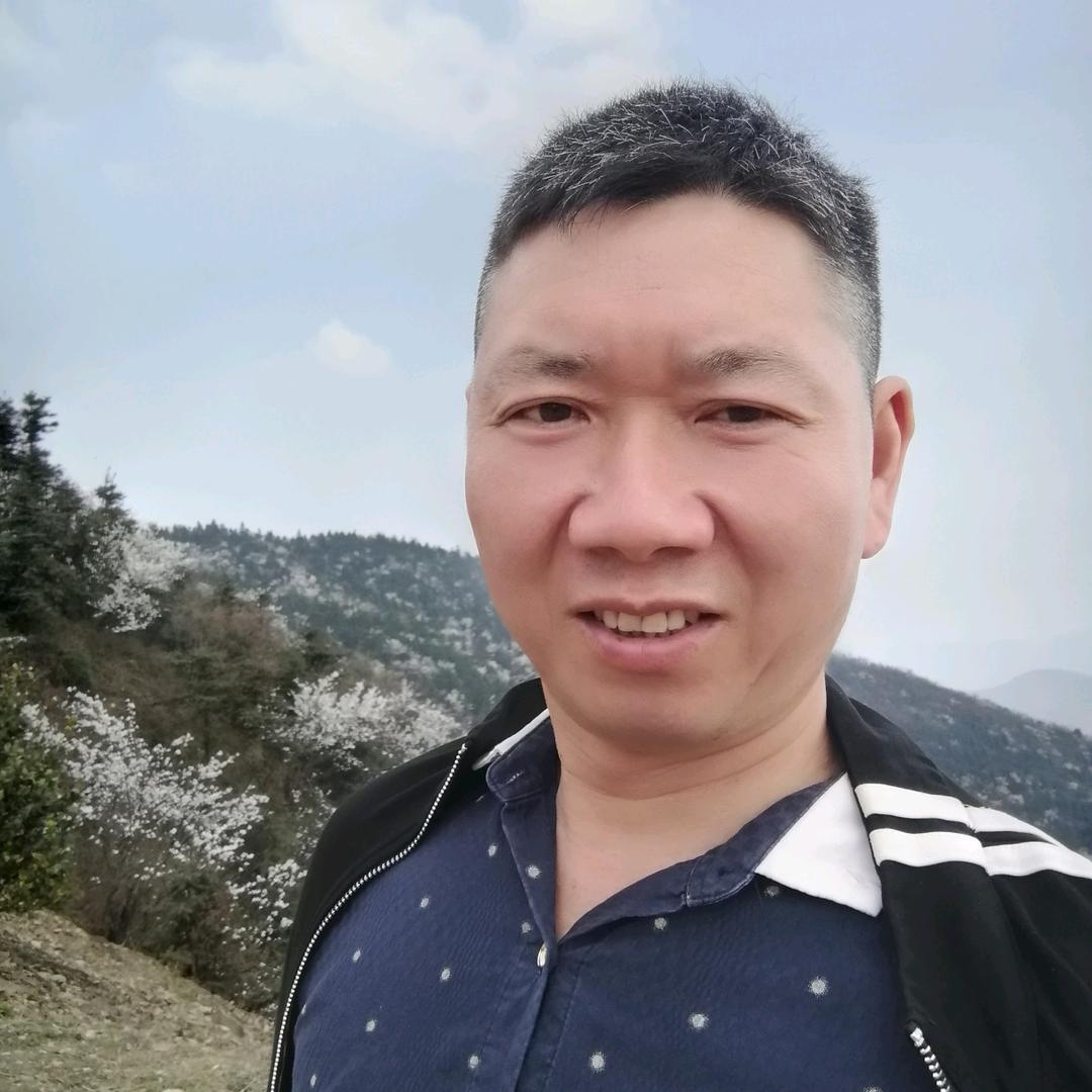 贴砖小邓