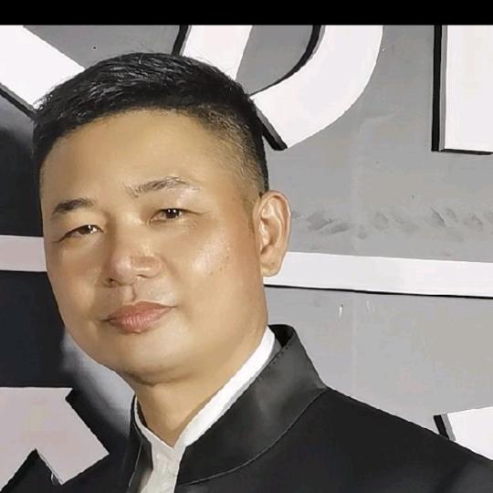 海伦海🎤（泽歌）