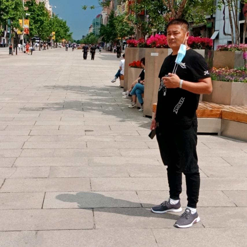 众泰小别克