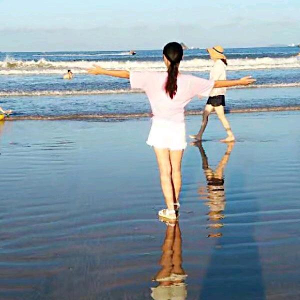 小丽（经营大门.防盗门淋浴房及公寓出租）