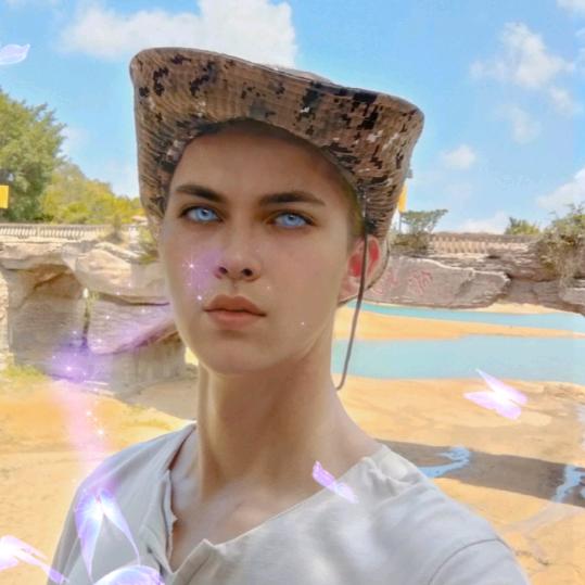 用户3259346255111文哥