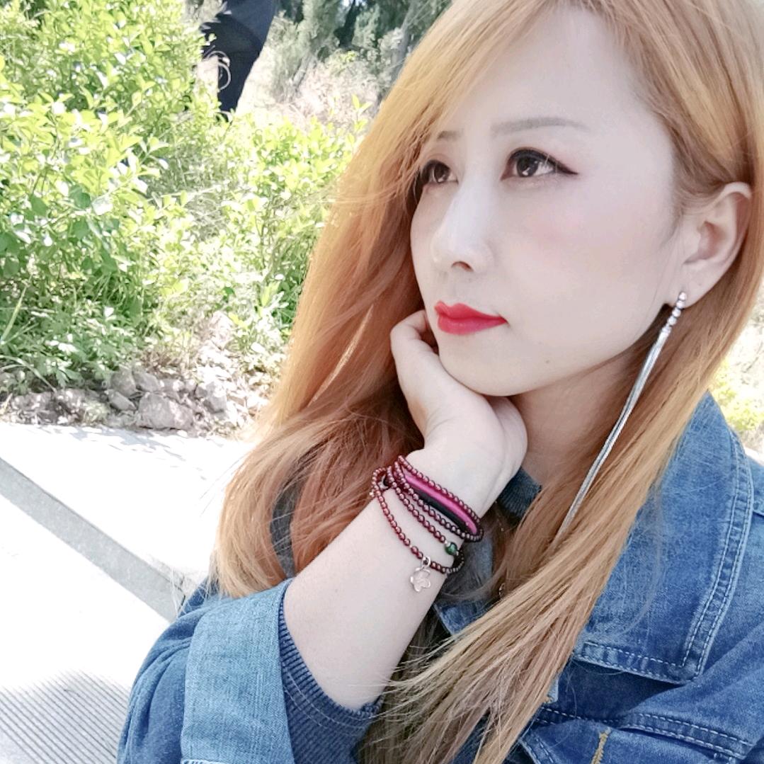 卖9的小姐姐