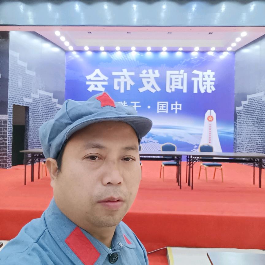忠先生