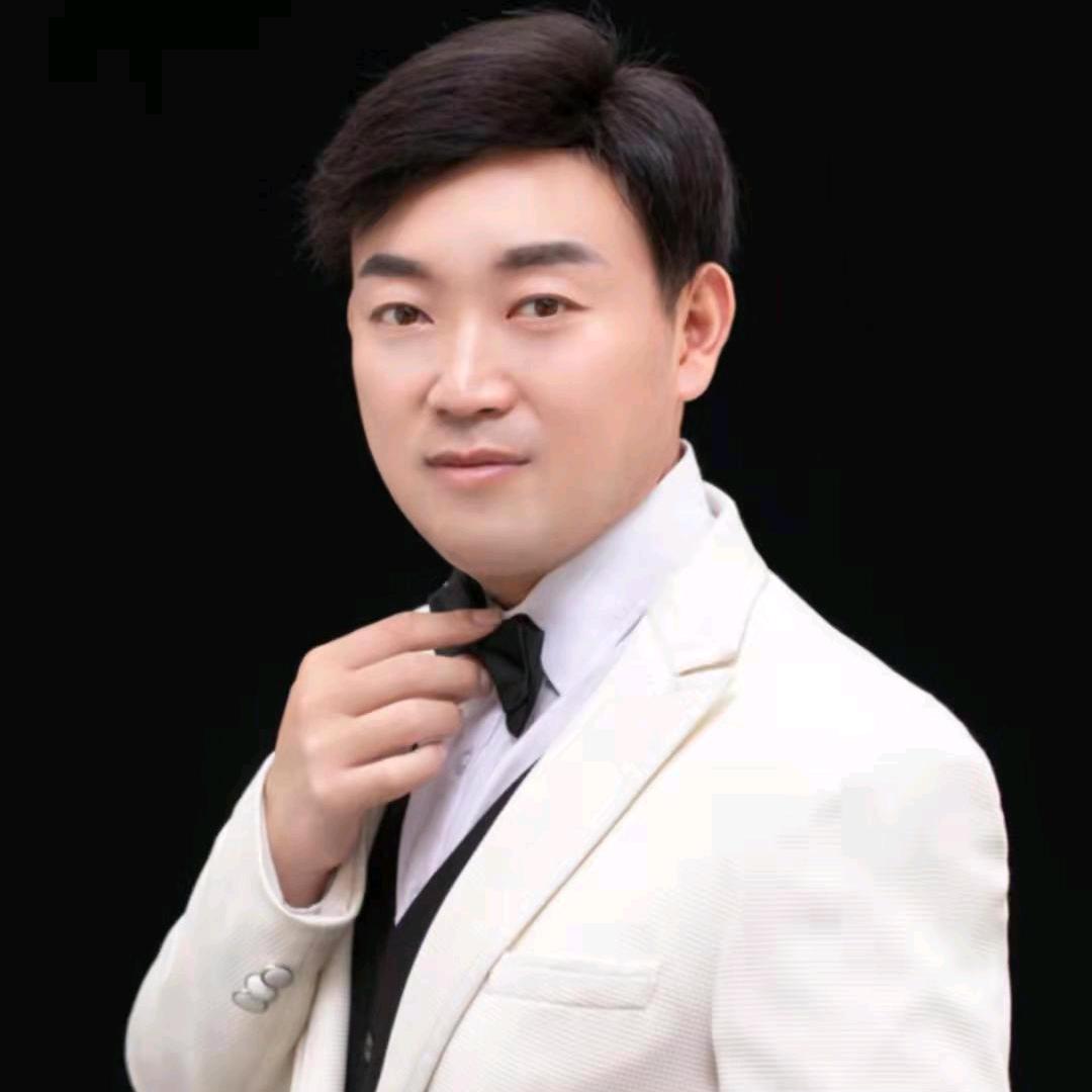 开封欧堡诺门窗  玮哥