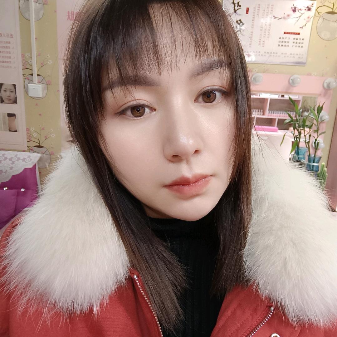 鹤城区美美美容店