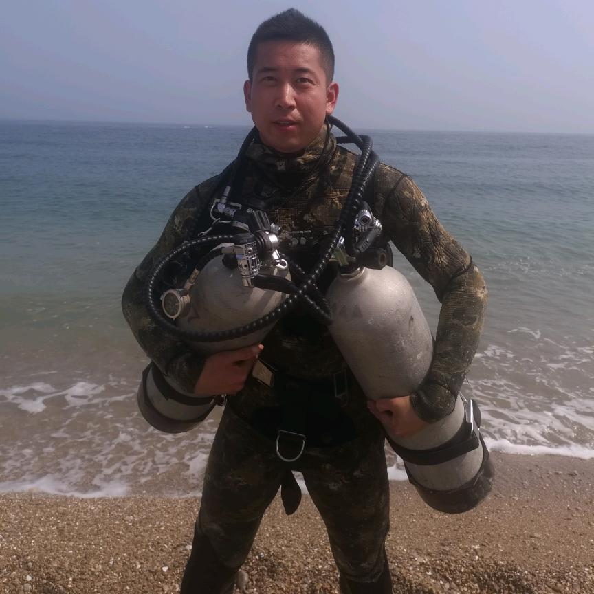🌊🌊九命猫🌊🌊