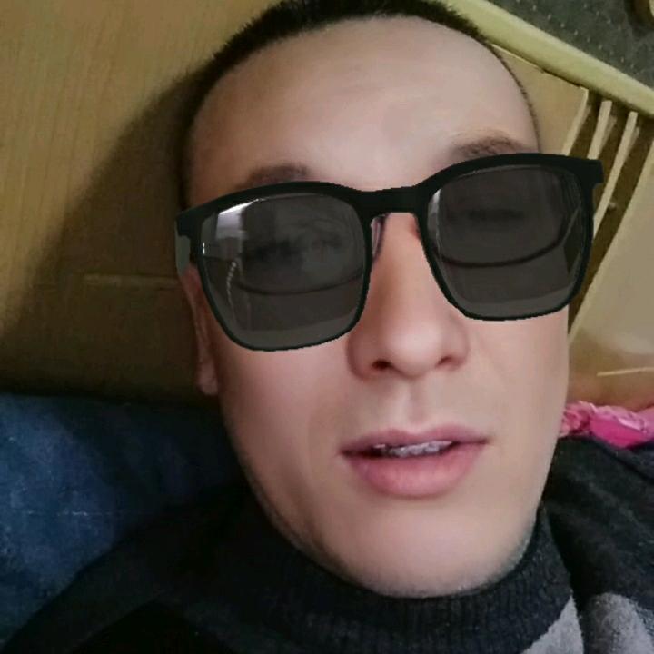 常士峰