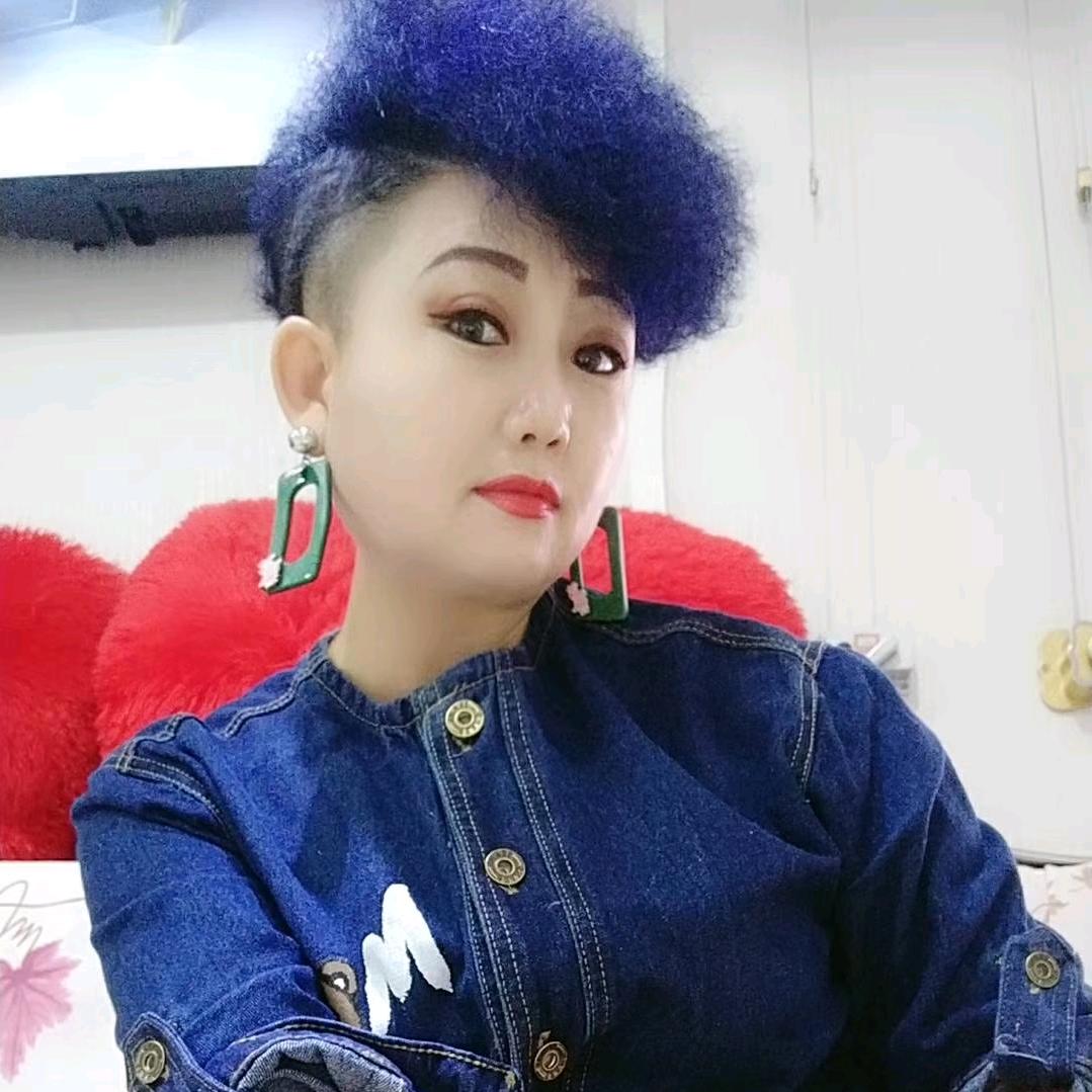 严岩