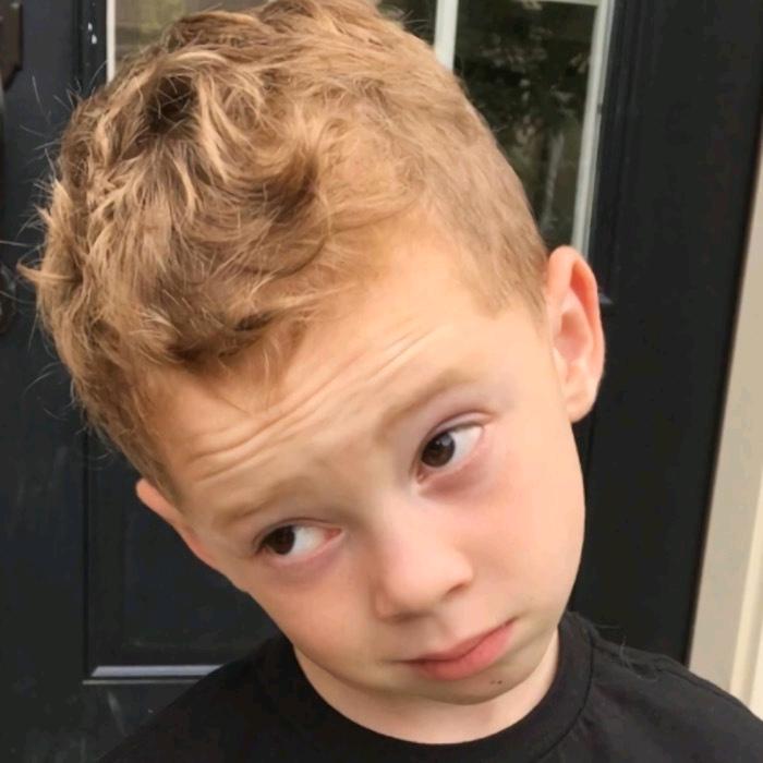 我会穿衣和洗澡