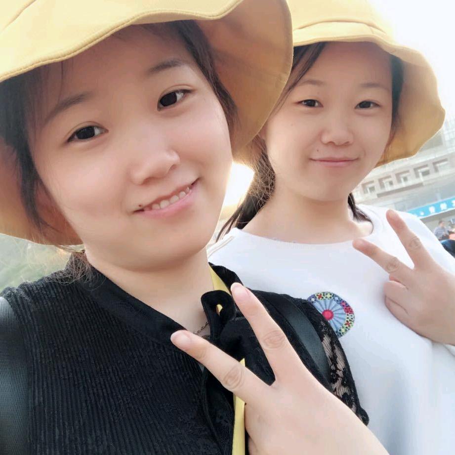 是姣姣和丽丽丫