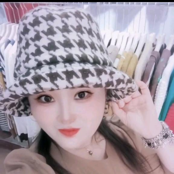 朱家岗小区丽依雅精品遇见不一样的自己🌺