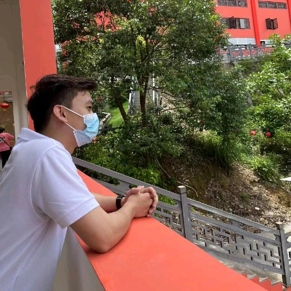 黄漫鑫