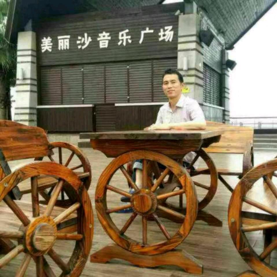 对酒一笑