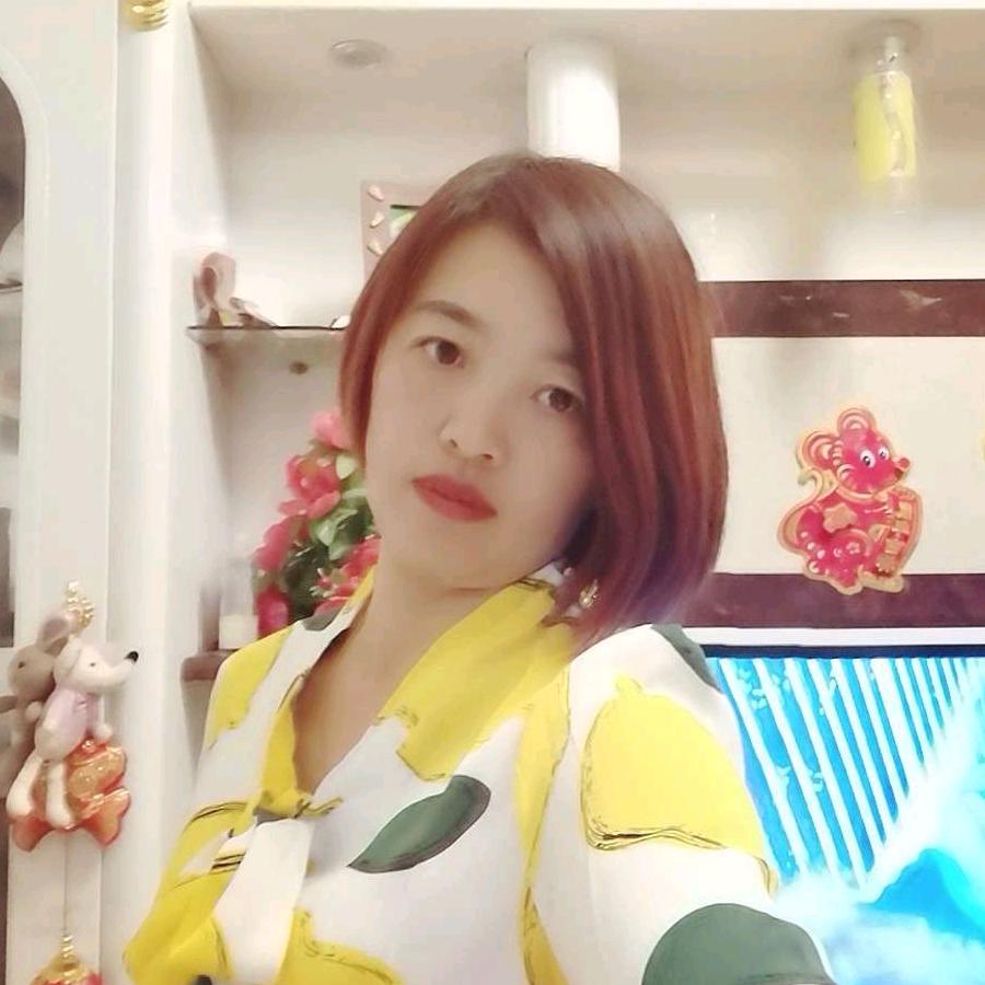 水晶时尚潮流女装