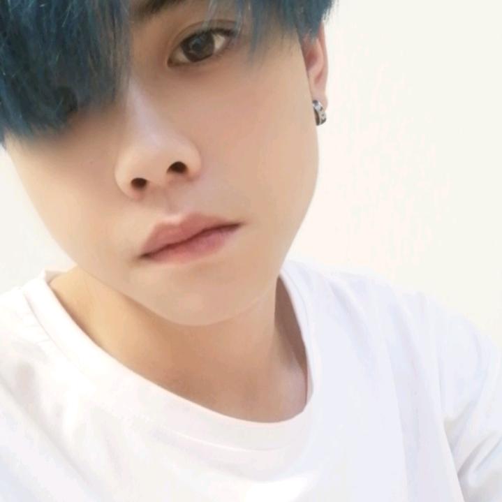 ℳ̶̶̶̶♡̶҉记得开心欧꧔ꦿ℘🌴