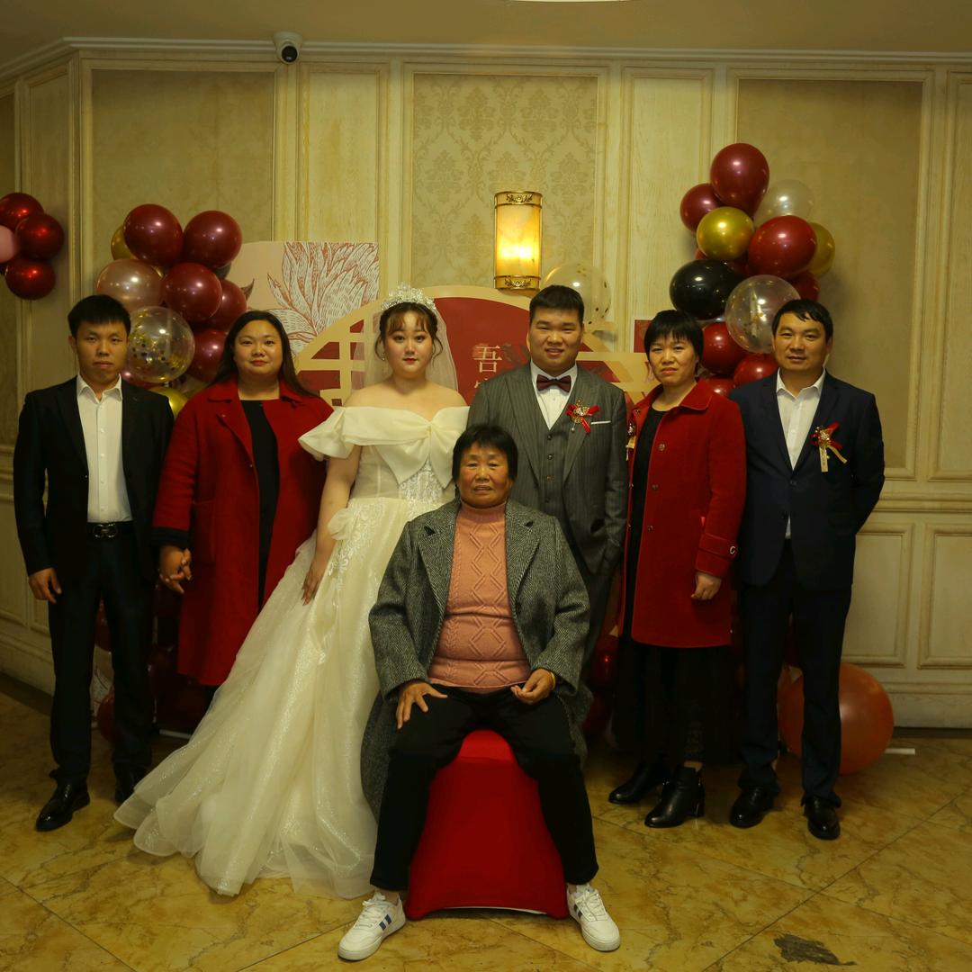 幸福快乐一家人