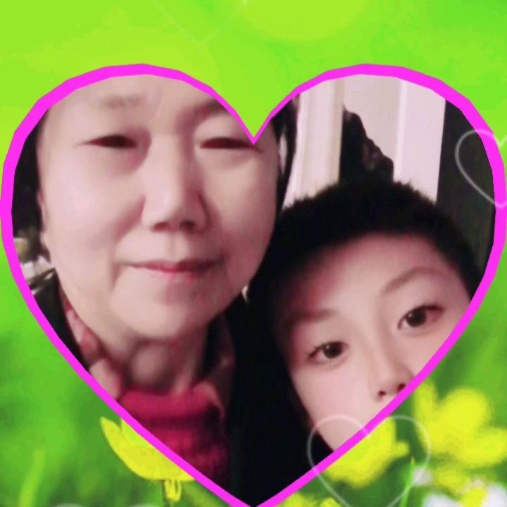 奶奶和她的小孙子