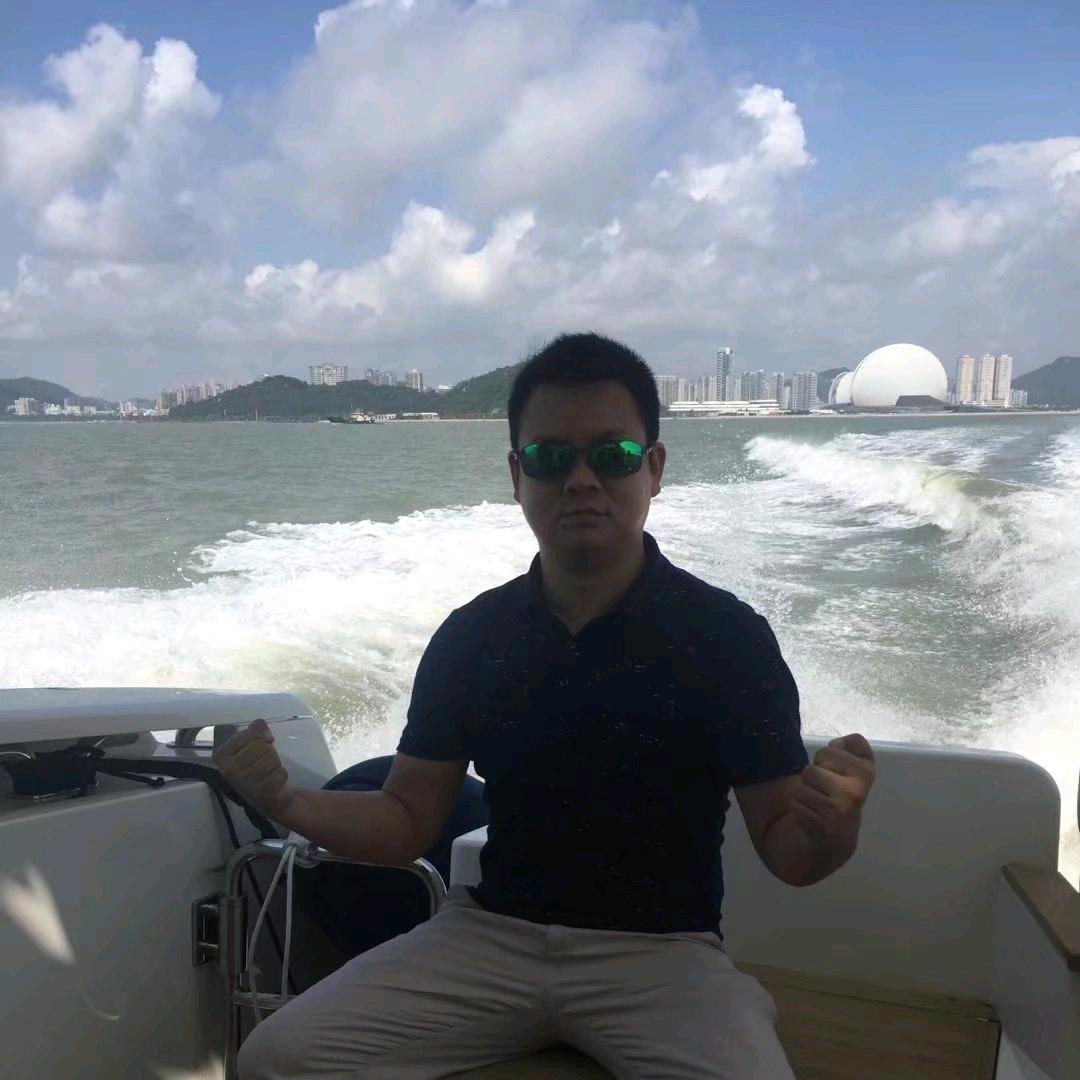 低调的小校长